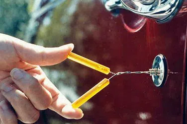 Community Locksmith Store Philadelphia, PA 215-716-7066 - broken-key-extraction